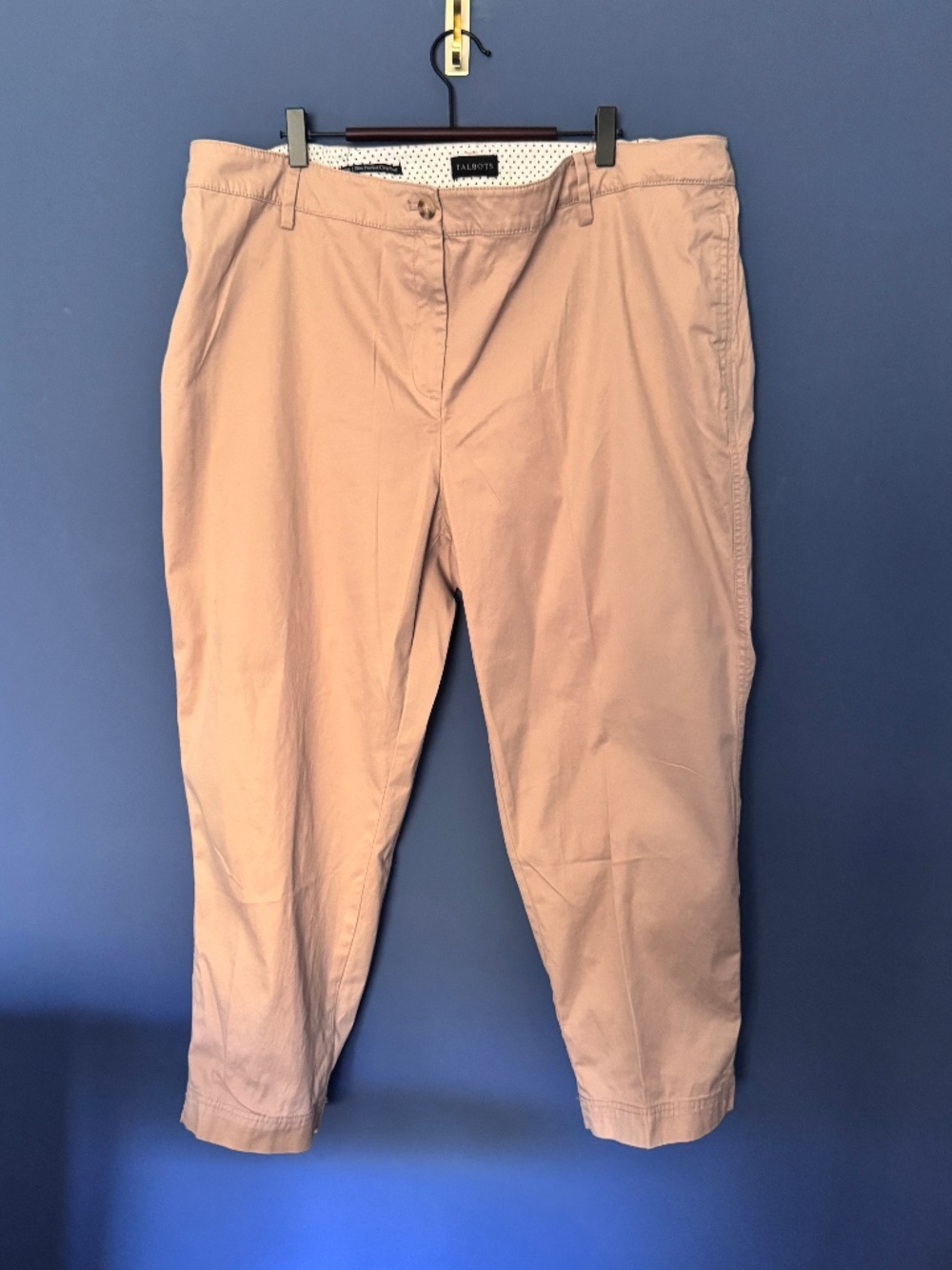 TALBOTS SLIM PERFECT CROP KHAKI PANTS SIZE 20